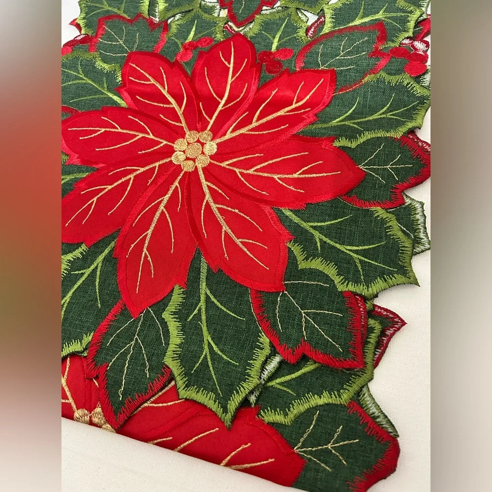 ROBERT STANLEY Christmas POINSETTIA Table Runner 13”X69” NEW
